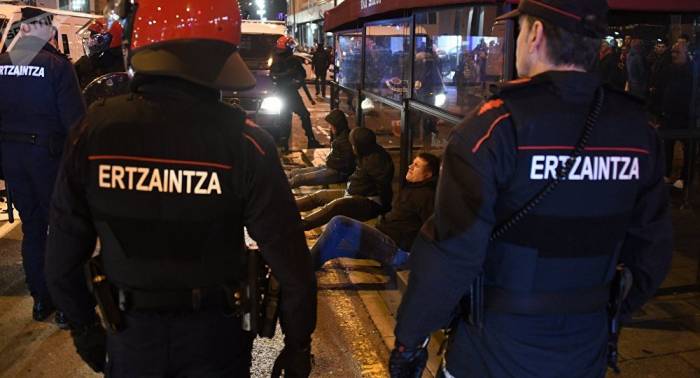 Un policier mort dans des heurts impliquant des supporters en Espagne