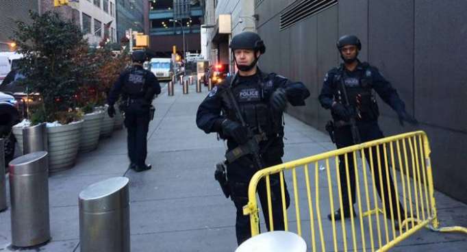 New York City Mayor says FBI, police foiled terror attack at school