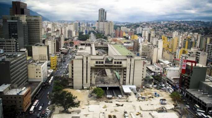 Venezuela planea abrir una embajada en Bakú