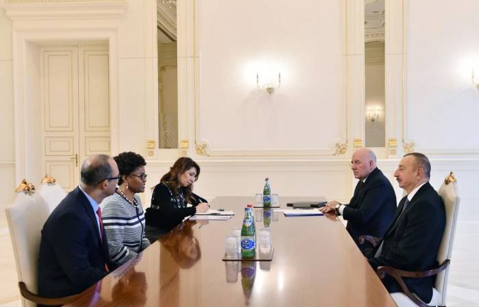 Präsident Aliyev empfängt WB Regionaldirektor für Südkaukasus