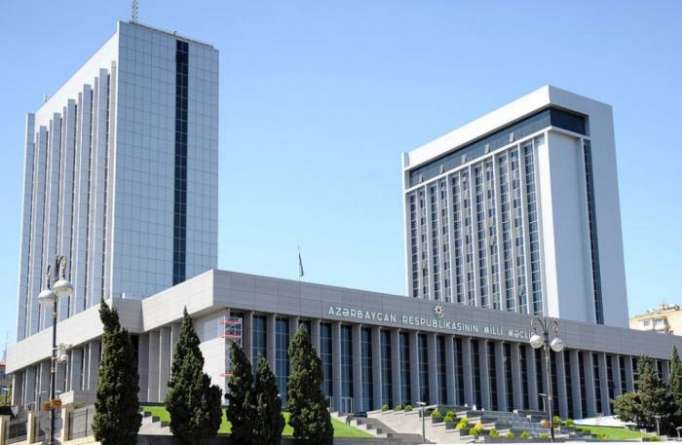 Aserbaidschanische Parlamentsdelegation zu Besuch in Russland