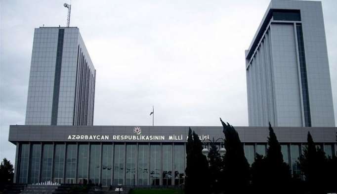 Delegación parlamentaria de Azerbaiyán visitará Rusia