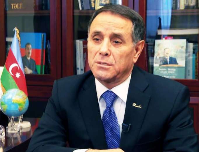 Novruz Mammadov: Vorherige Ausschreibung der Präsidentenwahlen ist in Hinsicht auf Erfüllung von dem Staat bevorstehenden Aufgaben wichtig