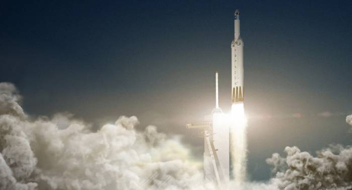 SpaceX pierde el propulsor central del cohete Falcon Heavy al estrellarse en el mar