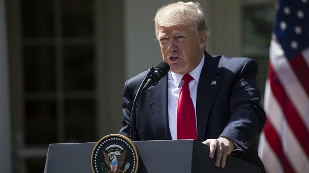 Trump vuelve a amenazar con el cierre del gobierno