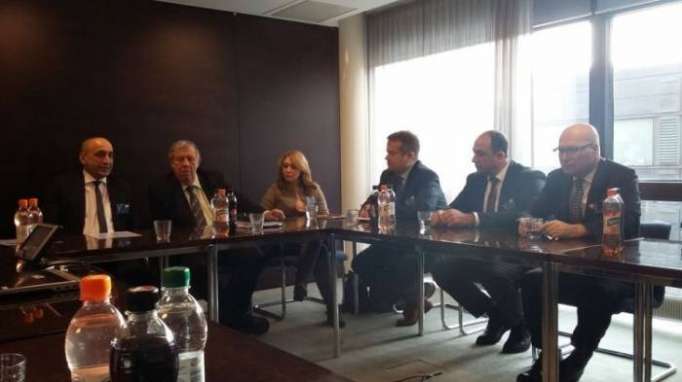 Europäische Aserbaidschaner appellieren an das finnische Parlament zum Genozid von Chodschali