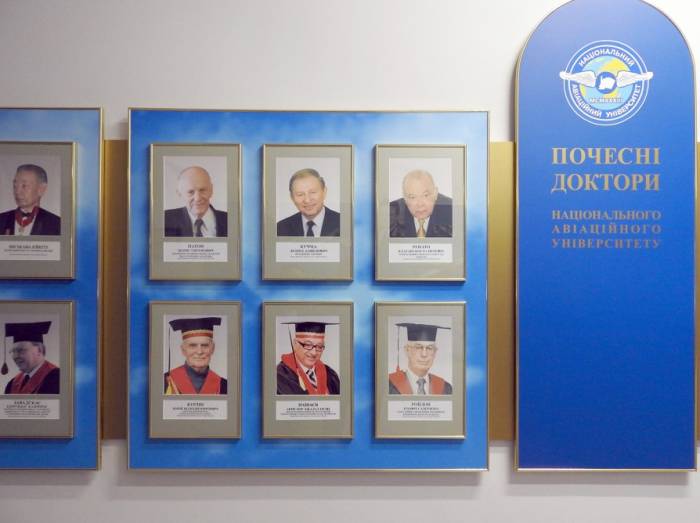National Aviation University in Kiew ist stolz darauf, dass Akademiker Arif Paschayev Ehrendoktor dieser Hochschule ist