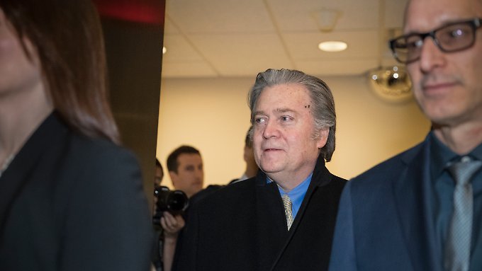 Bannon beantwortet Mueller alle Fragen