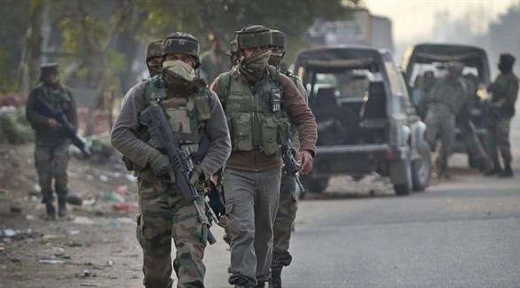 مقتل 10 في هجوم على معسكر للجيش الهندي في كشمير