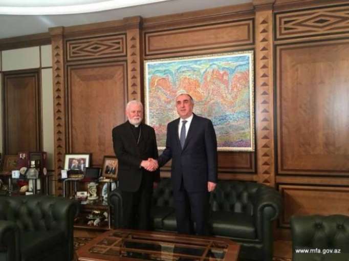 Azerbaijani FM meets with delegation of Holy See