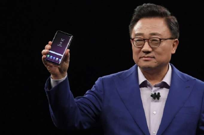 Samsung dévoile le Galaxy S9, porté vers l