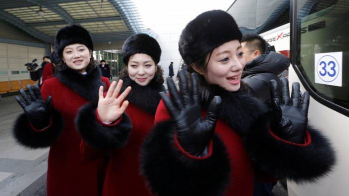 Nach Nukleartest-Feierorchester treffen auch Nordkoreas Cheerleader in Pyeongchang ein