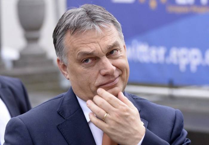 La Hongrie exige la démission du chef de l