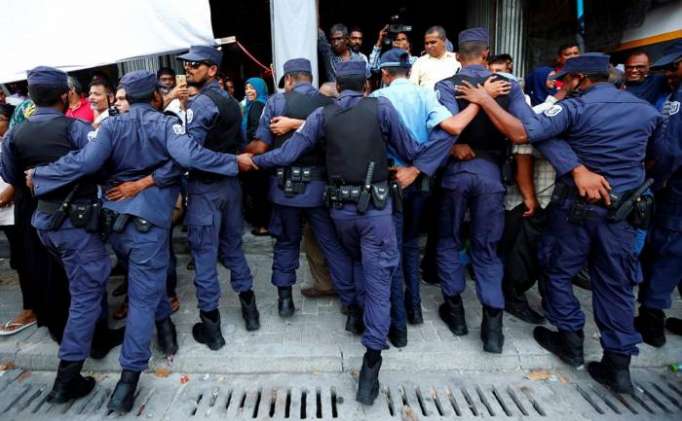 Maldives prosecutor general says extension to state of emergency is unconstitutional 