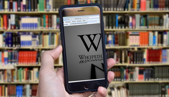 Wikipédia tue sa version mobile gratuite pour tous