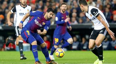 برشلونة يفوز على فالنسيا في ذهاب نصف نهائي كأس ملك إسبانيا لكرة القدم