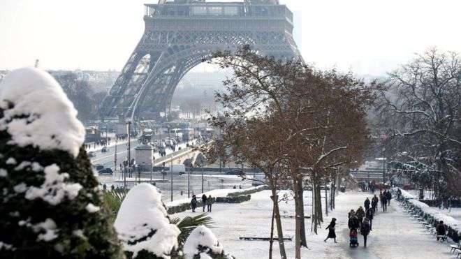 Eiffel Tower to remain shut due to snow