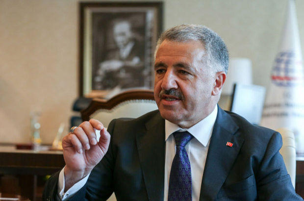 "El ferrocarril BTK contribuye al desarrollo de la región" - Ministro turco