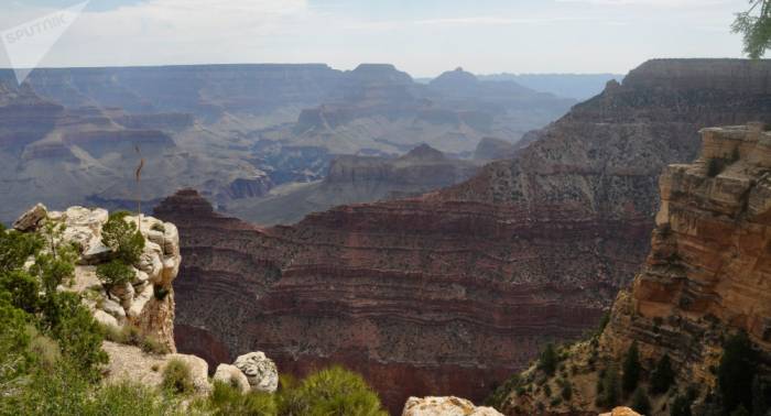 Un hélicoptère de tourisme s’écrase près du Grand Canyon, trois morts