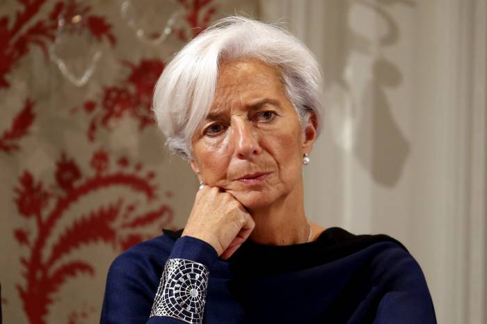 Lagarde critique la manie de Trump de tweeter sur la Banque centrale américaine