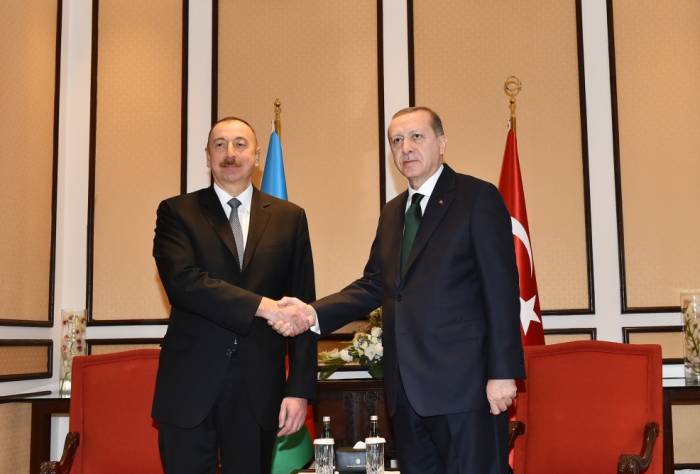 Ilham Aliyev felicitó a Racab Tayyip Erdoğan con motivo de su cumpleaños