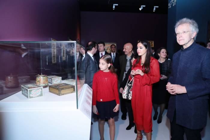 Heydar Aliyev Center hosts exhibition of acclaimed Czech artist Alphonse Mucha - PHOTOS 