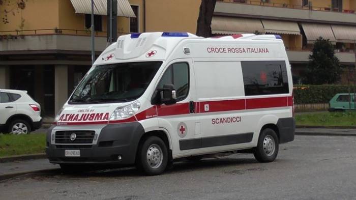 Italian motorcycle shooter hurts four after reprimand over "wheelies"
 