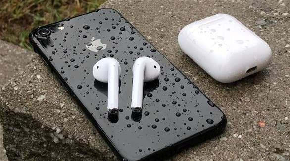 هكذا تعرف نسبة البطارية بسماعات AirPod