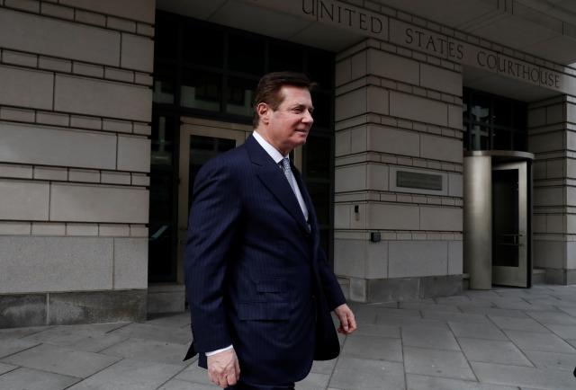 Trump ex-aide Manafort accused of bank fraud in bail offer: document  