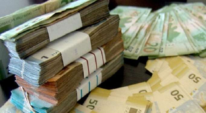 Azerbaijan announces manat rate for April 12