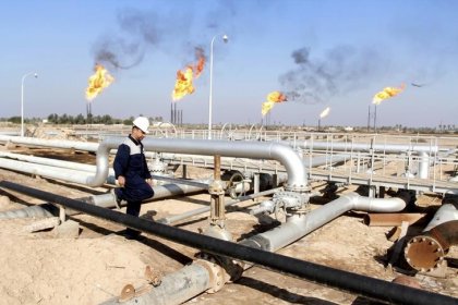 الإمارات تقول استثمارات النفط ليست عند المستوى الصحيح بعد