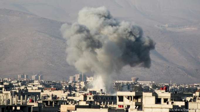 القصف يتجدد في الغوطة الشرقية رغم سريان الهدنة الروسية