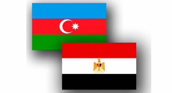 رئيس مجلس الوزراء يشيد بالعلاقات السياسية مع أذربيجان
