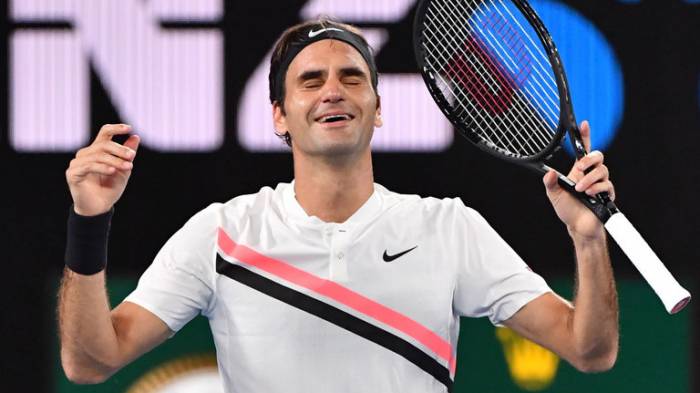 Roger Federer becomes oldest world No1 