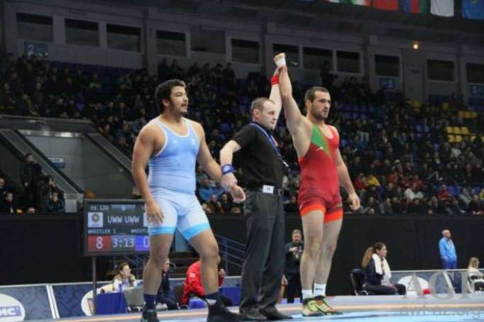 Seven Azerbaijani wrestlers qualify for final of Kiev tournament