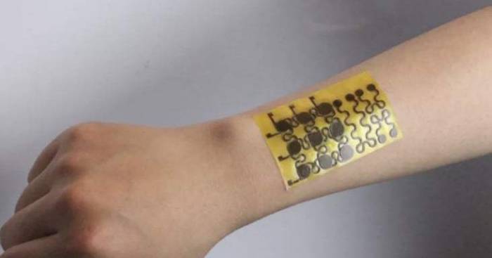 Self-healing electronic skin will help robots have a sense of touch like humans