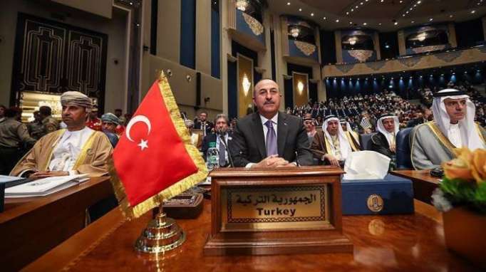 جاويش أوغلو: تركيا مستعدة للمشاركة في إعادة إعمار سوريا