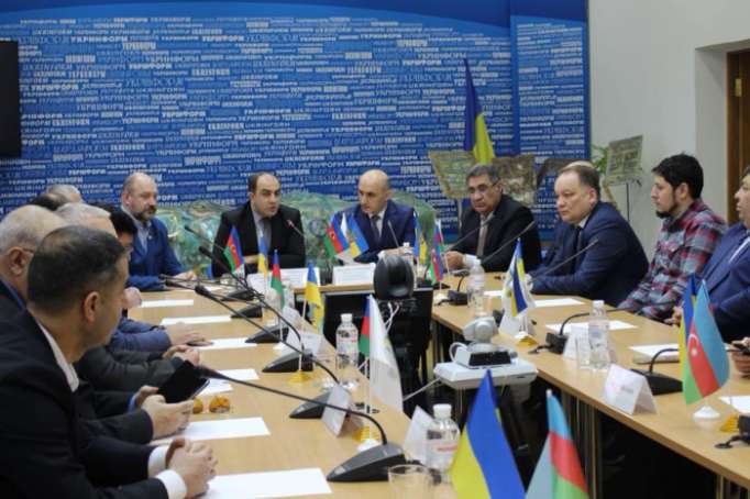 Political, public figures pay tribute to Khojaly victims in Kyiv