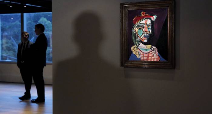 Subastado por casi $70 millones un retrato de la musa de oro de Picasso