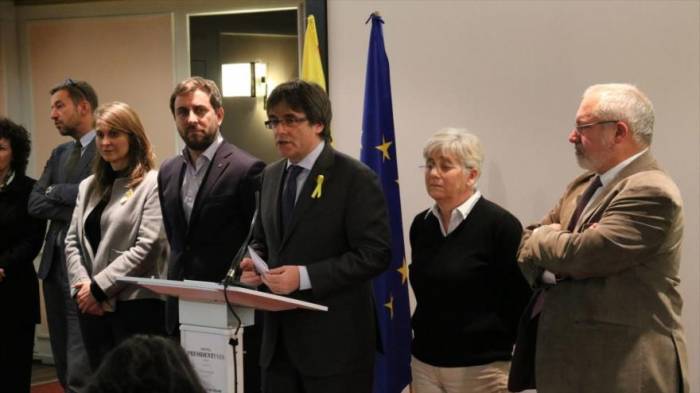 Separatistas prevén crear instituciones de Cataluña en Bélgica