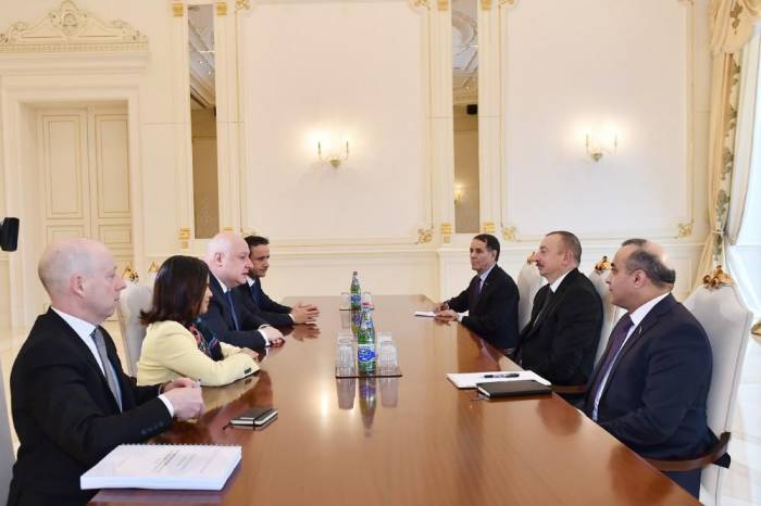 Präsident Aliyev empfängt den Präsidenten der OSZE-PV 