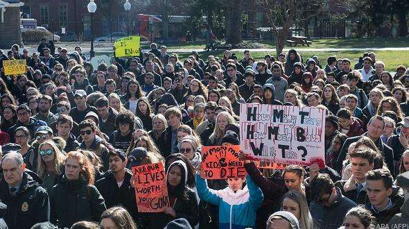 US-Schüler verlassen Unterricht – Protest in Washington