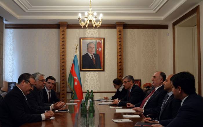 Azerbaiyán y Paraguay discuten cómo desarrollar las relaciones bilaterales
