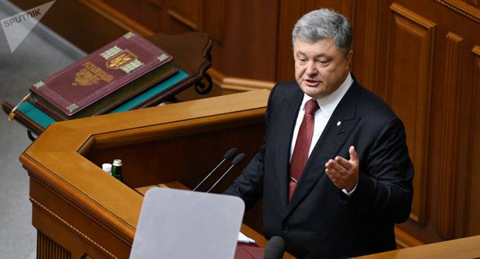 Poroshenko pide a Erdogan que no reconozca elecciones presidenciales de Rusia en Crimea