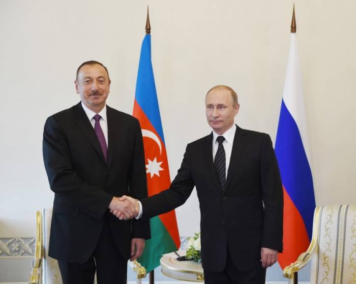 Ilham Aliyev a félicité Poutine à l’occasion de son victoire