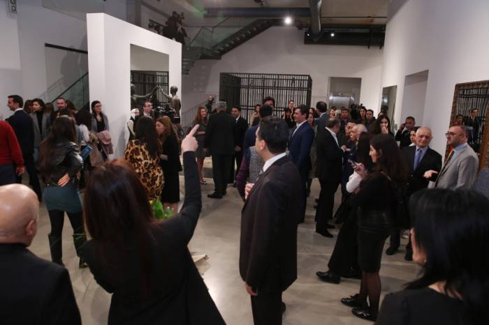 Ausstellung von bekannten Künstlern Aida Mahmudova und Michelangelo Pistoletto in Baku eröffnet