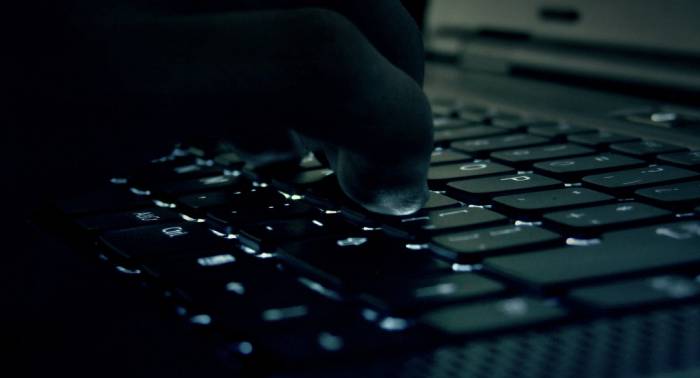 Un presunto hacker ruso fue extraditado de Chequia a EEUU