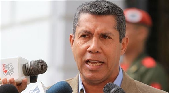 المعارض الفنزويلي هنري فالكون يهدد بسحب ترشحه للرئاسة
