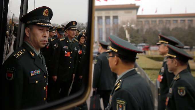 China steigert Rüstungsausgaben deutlich