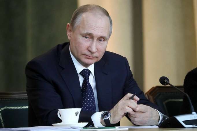Putin robotlardan danışdı: “Buna hazırlaşmalıyıq” 